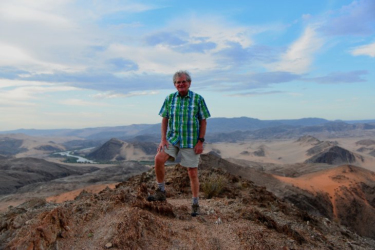 at the look-out point above the Kunene river