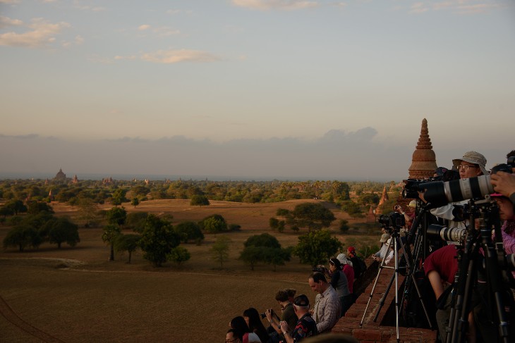 We were not the only photographers at the Pyathada Pagoda