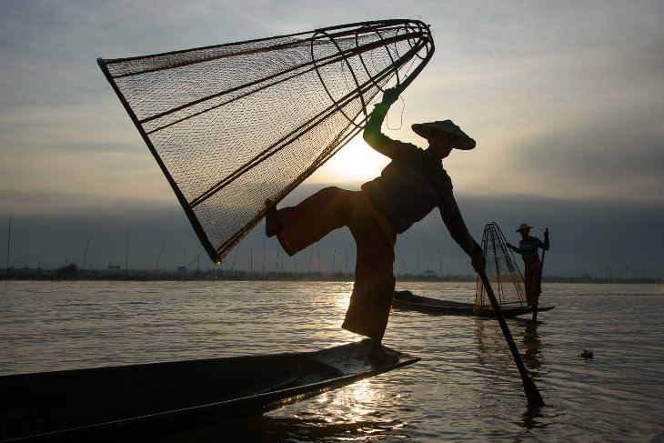 fishermans antics on the lake
